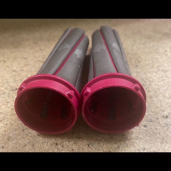 Dyson tapered curling attachment - Picture 3 of 3